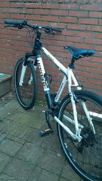 Mountainbike, 26 inch, 47 tot 50 cm, Zo goed als nieuw, Meer dan 20 versnellingen