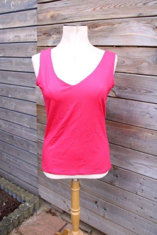 Top rood Juffrouw Jansen mt L Vaste prijs, Kleding | Dames, Tops, Zo goed als nieuw, Maat 42/44 (L), Rood, Zonder mouw, Verzenden