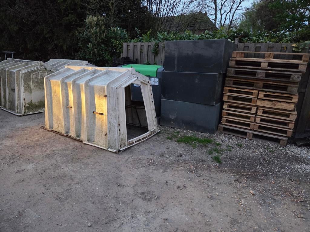 Kalverhok, Dieren en Toebehoren, Stalling en Weidegang