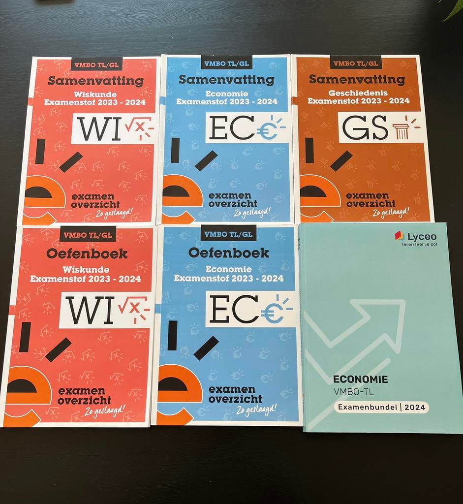 Examenbundels + oefenboeken VMBO TL/GL, Ophalen, Zo goed als nieuw, VMBO