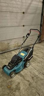 Accu grasmaaier Makita 36V, Accu-grasmaaier, Ophalen of Verzenden, Zo goed als nieuw, 30 t/m 39 cm