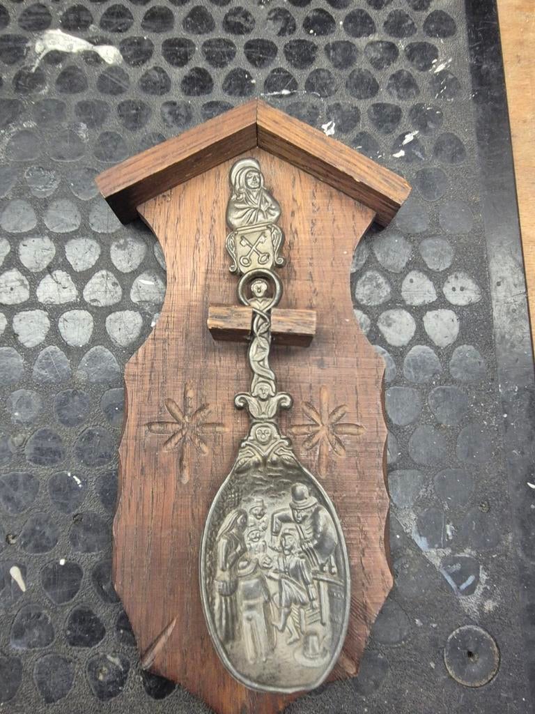 Leuk antiek tinnen lepeltje, Ophalen