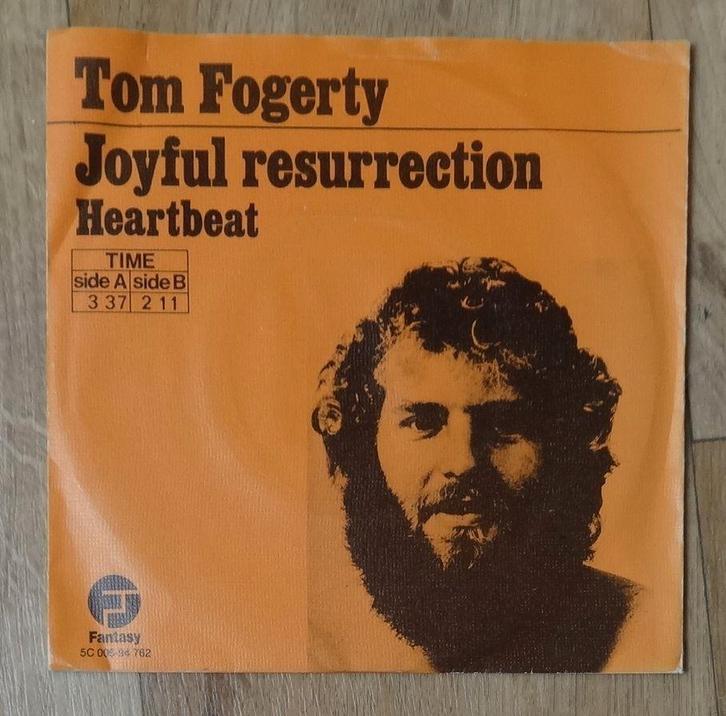 45 toeren single  TOM FOGERTY (CCR)   joyfull resurrection, Cd's en Dvd's, Vinyl Singles, Zo goed als nieuw, Single, Pop, 7 inch