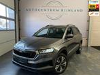 Skoda KAROQ 1.5 TSI ACT Sportline Business Automaat Camera 1, Stof, 1498 cc, 4 cilinders, Karoq