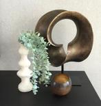 Lange witte vaas+ kunsttak Eucalyptus, Ophalen of Verzenden, Nieuw