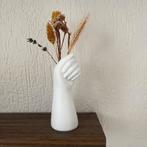 Keramische hand vaas, Wit, Aardewerk of Porselein, Ophalen of Verzenden, Zo goed als nieuw