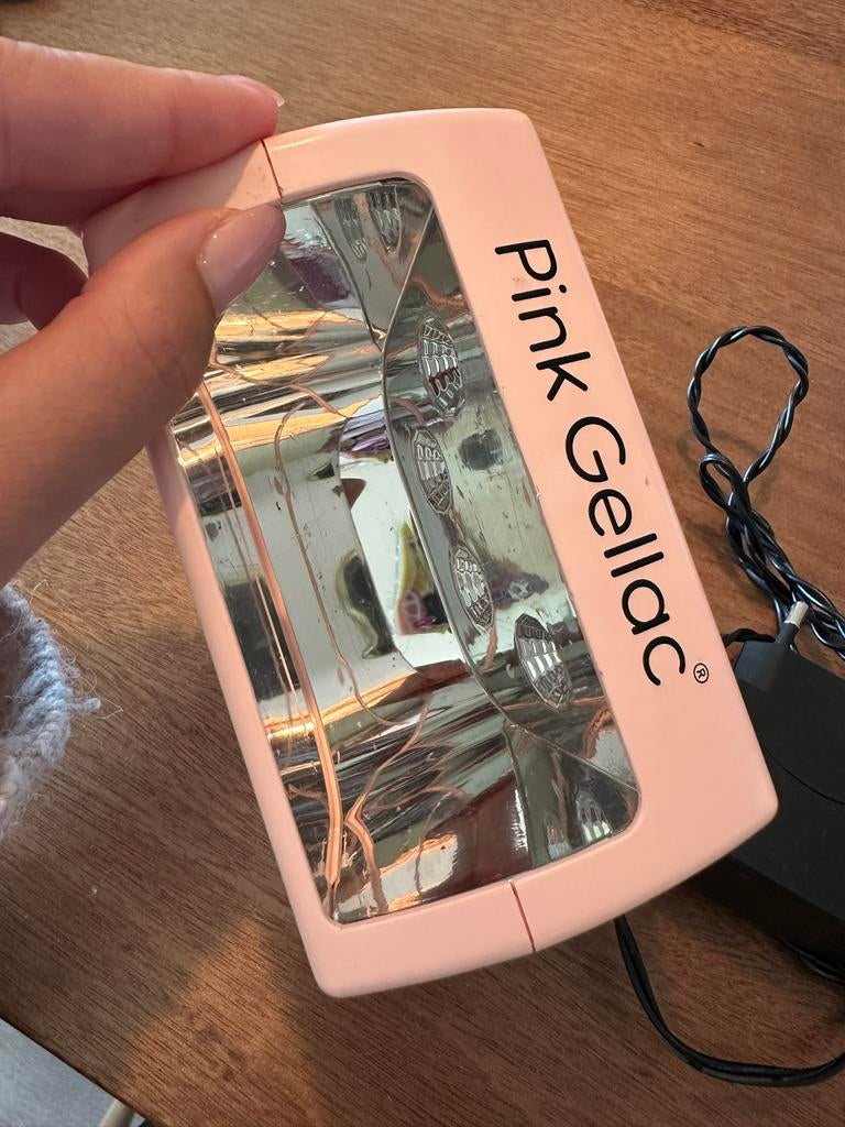 Gellak set: Afzuiger, lamp, PG lakjes, tools & night mask, Gebruikt, Ophalen of Verzenden, Toebehoren, Handen en Nagels