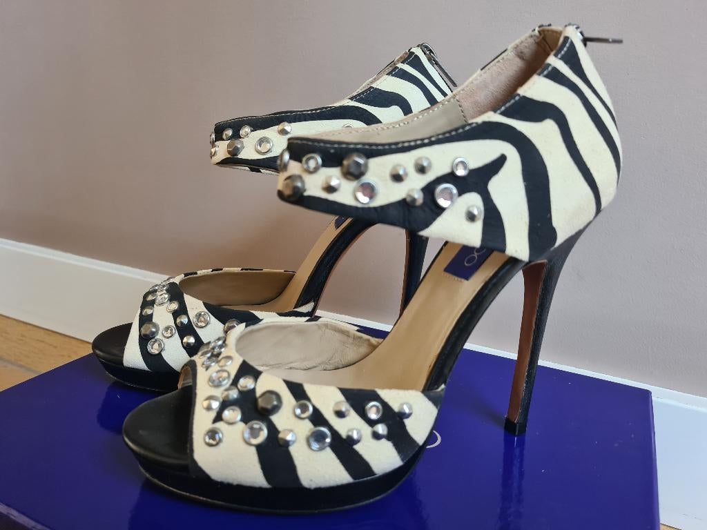 Hoge pumps | Jimmy Choo x H&M | zebraprint | mt40, Pumps, Overige kleuren, Ophalen of Verzenden, Zo goed als nieuw
