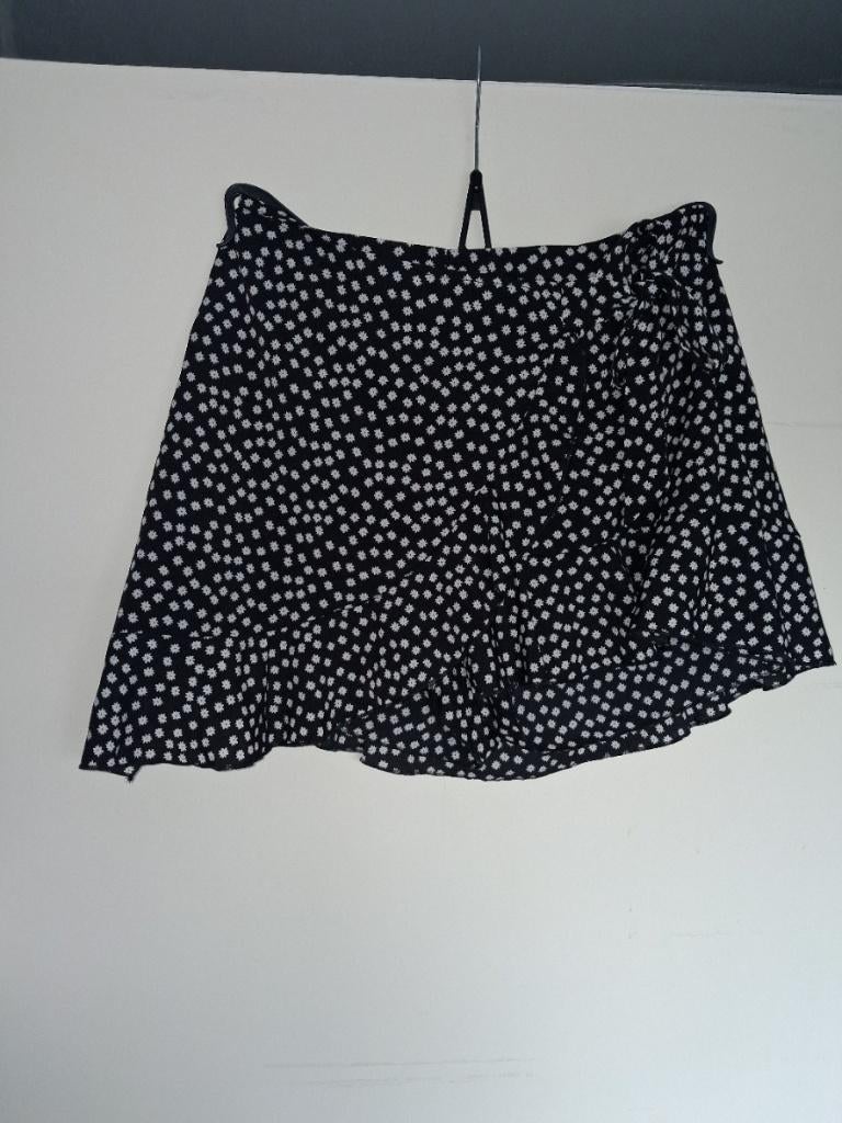 Zwarte broekrok, maat L 40/42, Kort, Zwart, Maat 42/44 (L), Ophalen of Verzenden