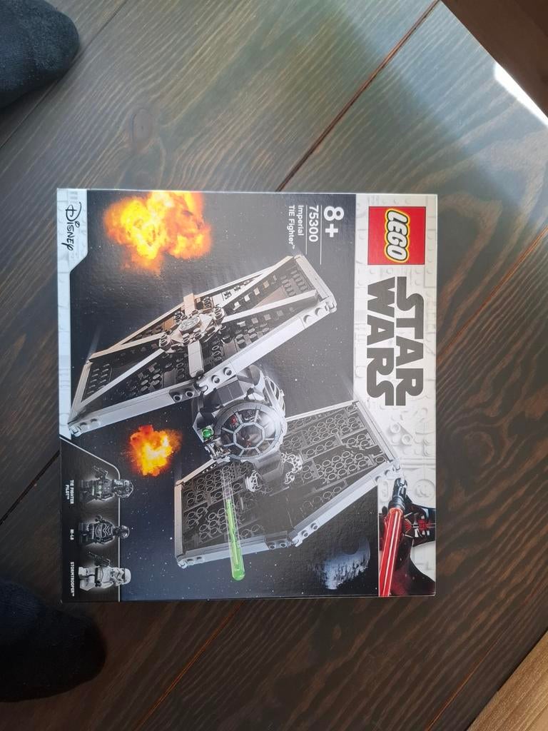 LEGO Star Wars Imperial TIE Fighter 75300 Nieuw, Kinderen en Baby's, Speelgoed | Duplo en Lego, Inclusief minifiguren, Star Wars
