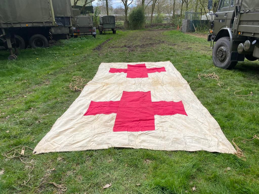 Canvas rode kruis luivel 6x3 meter, Ophalen of Verzenden, Landmacht, Amerika