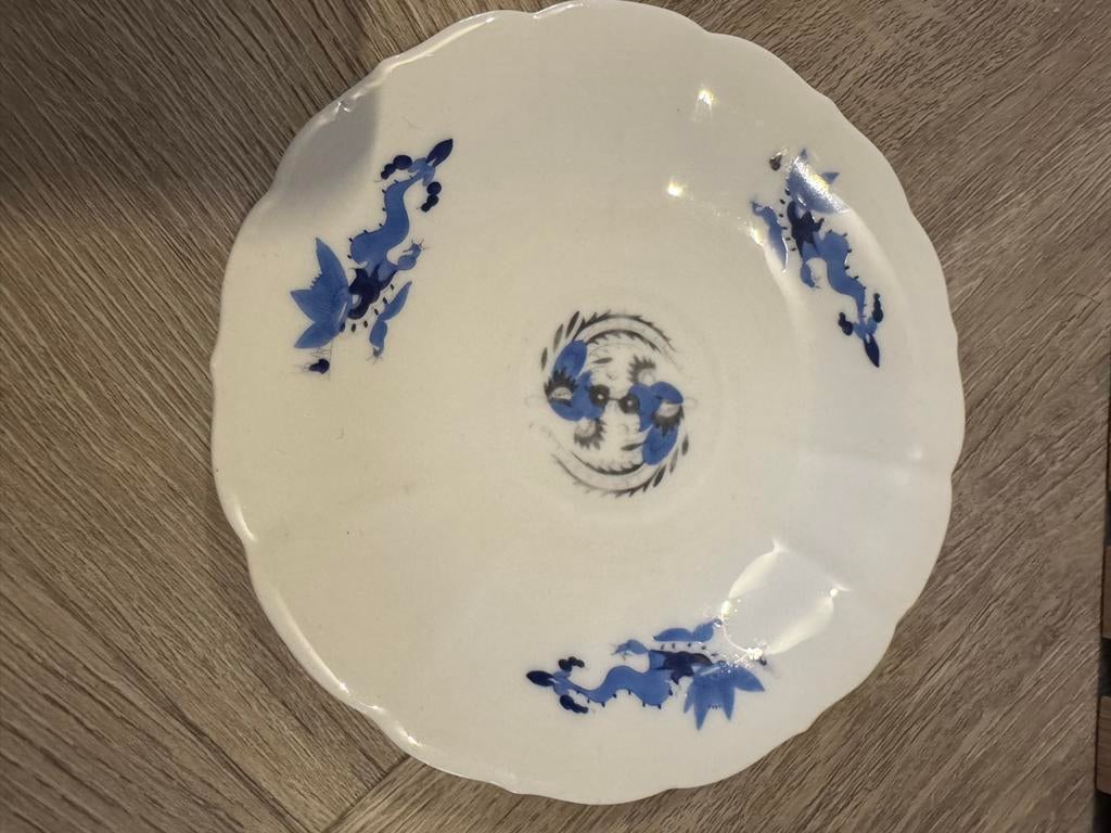 Meissen bord met blauw-witte patronen, Antiek en Kunst, Antiek | Servies los, Verzenden