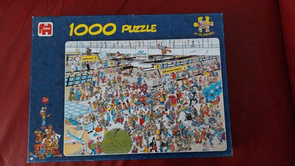 Jan van Haasteren het vliegveld 1000 stukjes compleet, Hobby en Vrije tijd, Ophalen, 500 t/m 1500 stukjes, Zo goed als nieuw, Legpuzzel