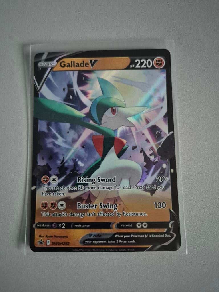Pokemon Gallade V - SWSH258, Ophalen of Verzenden, Zo goed als nieuw, Losse kaart, Foil