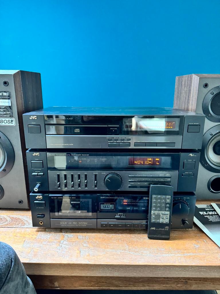 JVC stereo set met CD-speler, tuner en cassettedeck, Zo goed als nieuw, Cassettedeck, JVC, Losse componenten