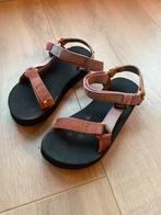 Teva sandalen meisje maat 35, Kinderen en Baby's, Kinderkleding | Schoenen en Sokken, Gebruikt, Meisje, Overige typen, Ophalen of Verzenden