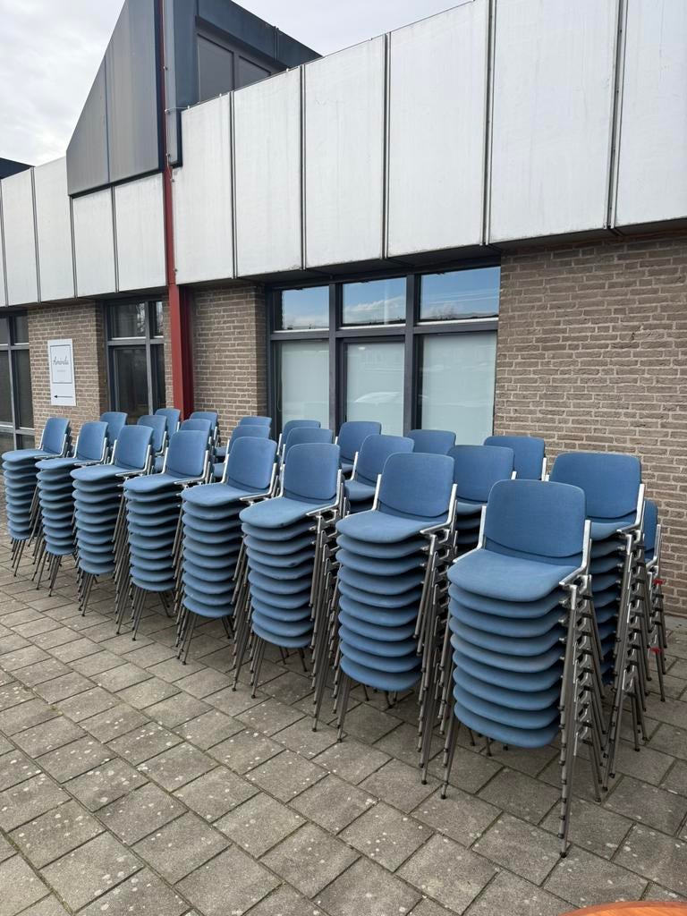 Partij van 235x model DSC106, Castelli ‘80, Huis en Inrichting, Stoelen, Stof, Vintage retro buisframe design rotan webbing papercord deens