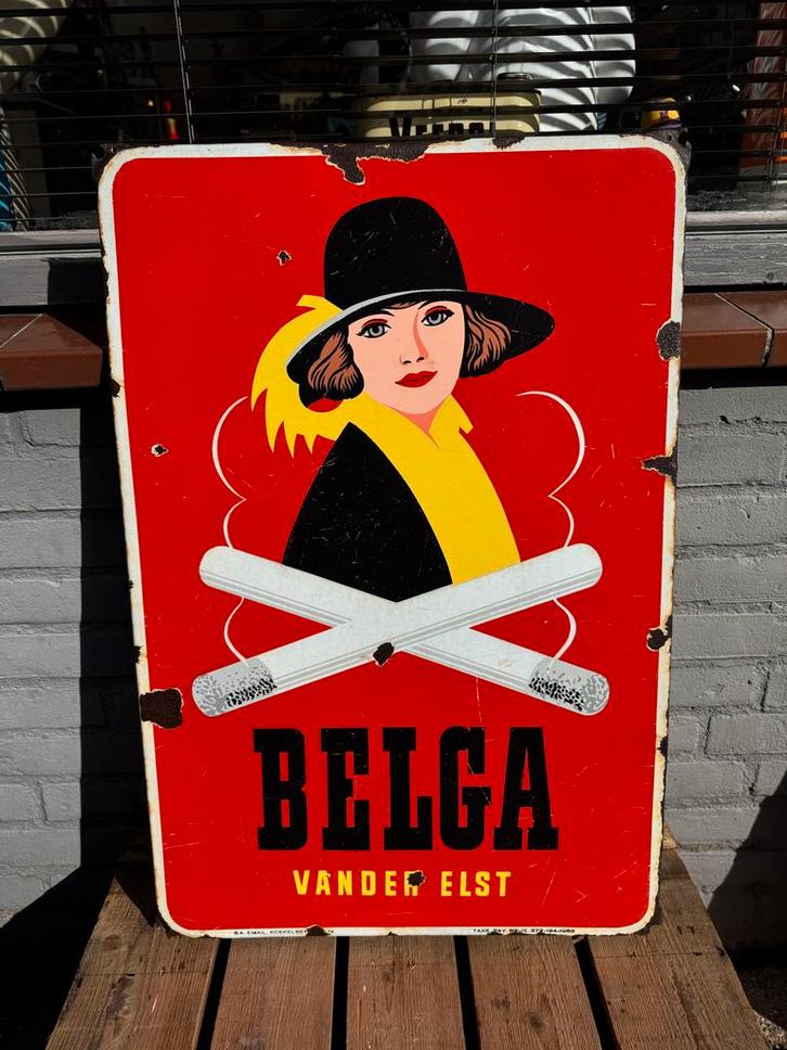 Vintage Belga Emaille Reclamebord - Dame met Hoed, Antiek en Kunst, Antiek | Emaille, Ophalen