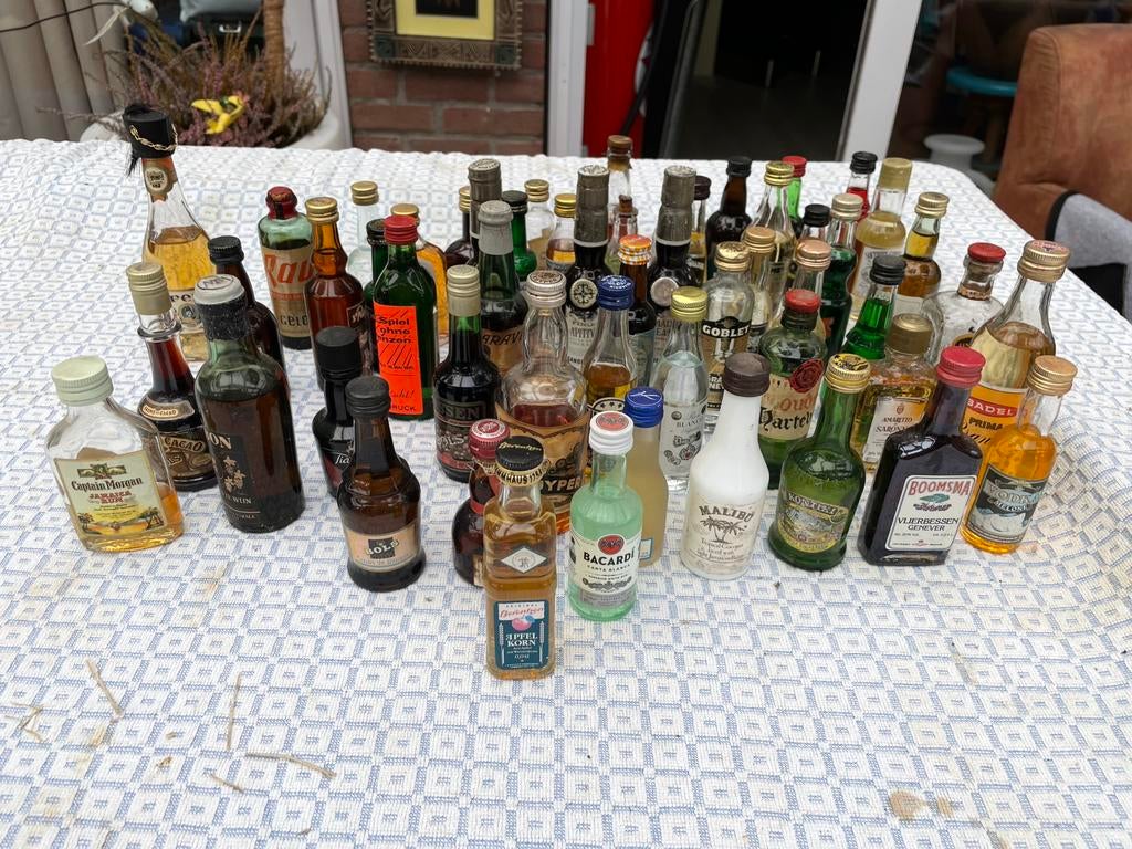 Drankflesjes, Verzamelen, Ophalen