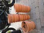 Terracotta potten IKEA, Tuin en Terras, Bloempotten, Ophalen, Gebruikt, Rond, Minder dan 40 cm