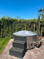 Houtgestookte ronde hottube, Tuin en Terras, Bubbelbaden en Hottubs, Ophalen, Gebruikt, Afdekzeil, Vast