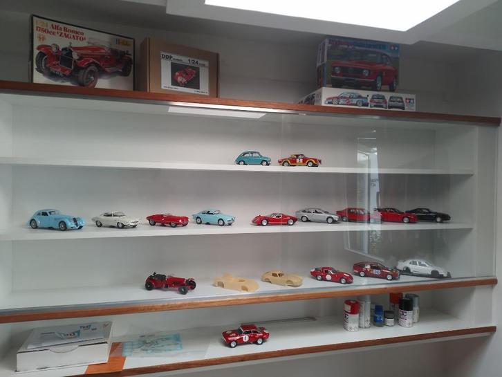 Alfa Romeo modellen 1:24, Hobby en Vrije tijd, Modelauto's | 1:24, Zo goed als nieuw, Auto, Overige merken, Ophalen of Verzenden