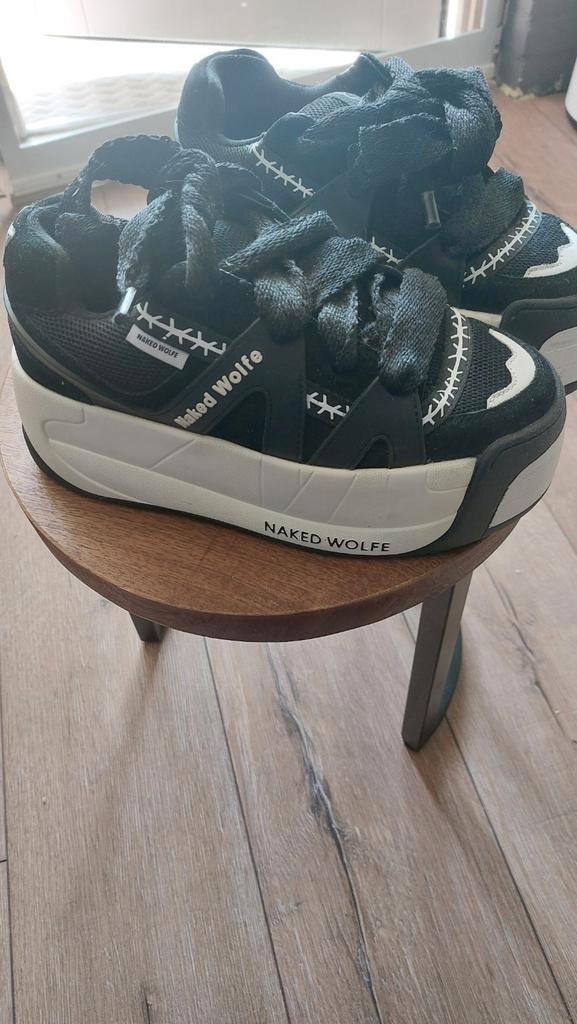 Naked Wolfe Plateau Gympen - Wednesday Style - Maat 36, Kleding | Dames, Schoenen, Ophalen of Verzenden