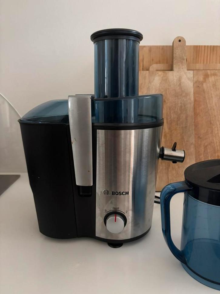 Bosch MES3500 sapcentrifuge, sappen pers, juice apparaat, Witgoed en Apparatuur, Juicers, Zo goed als nieuw, Sapcentrifuge, Elektrisch