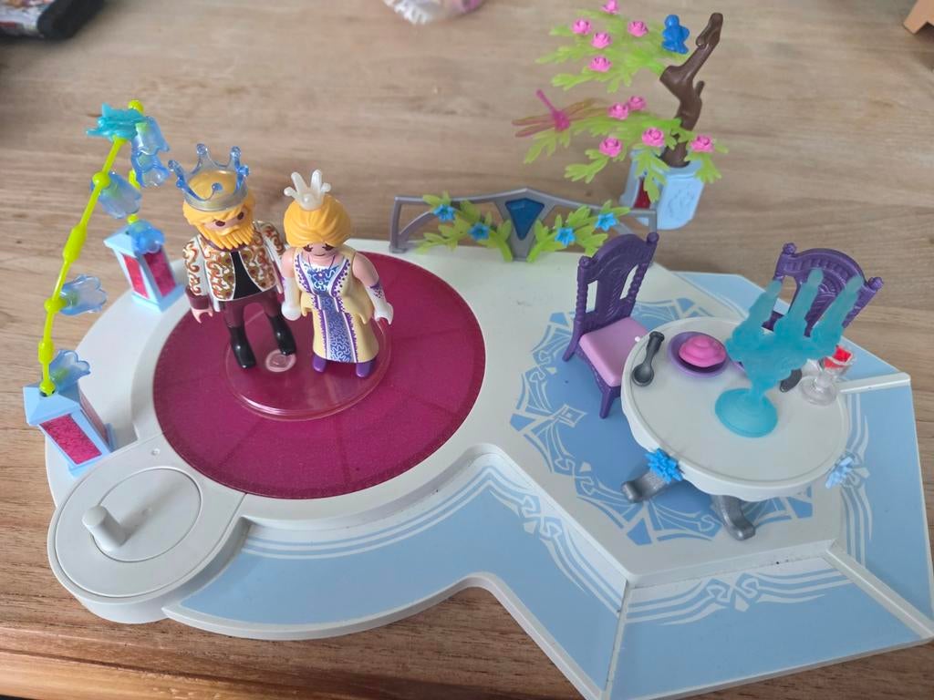 Playmobil superset koninklijk bal 70008 niet compleet, Kinderen en Baby's, Speelgoed | Playmobil, Ophalen of Verzenden, Gebruikt