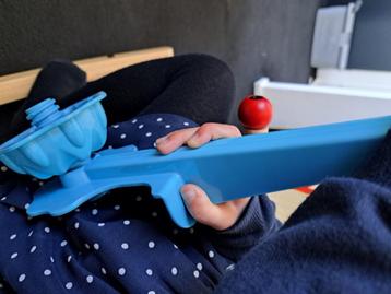 Mobiel voor aan de box  beschikbaar voor biedingen