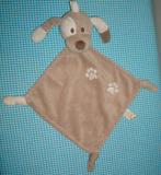 TIAMO knuffeldoekje HOND Sem zand met rammeltje doggy, Ophalen of Verzenden, Zo goed als nieuw, Hond