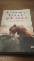Astrid Holleeder - Familiegeheimen, Boeken, Ophalen of Verzenden, Zo goed als nieuw, Astrid Holleeder, Film, Tv en Media