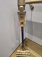 Stofzuiger met accessoires, Gebruikt, Stofzuiger, Ophalen of Verzenden, Minder dan 1200 watt