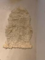 Schapenwol kleedje, Huis en Inrichting, Stoffering | Tapijten en Kleden, Ophalen, Minder dan 50 cm, Gebruikt, Wit