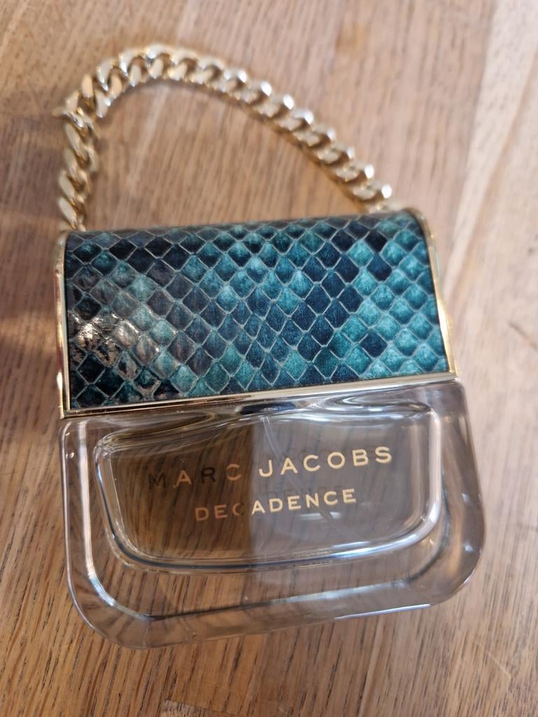 Marc Jacobs parfum decadence 30ml, Sieraden, Tassen en Uiterlijk, Uiterlijk | Parfum, Ophalen of Verzenden, Zo goed als nieuw