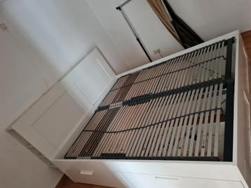 Te koop brimnes ikea bed met lattenbodem beschikbaar voor biedingen