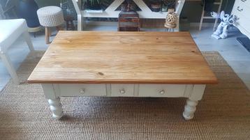 Salontafel beschikbaar voor biedingen