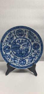 Chinees bord 22.5 cm, Antiek en Kunst, Antiek | Porselein, Ophalen of Verzenden