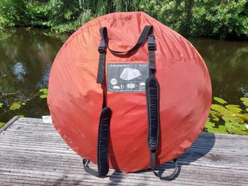 2 persoons pop up tent merk Quechua  beschikbaar voor biedingen