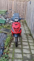 Piaggio Zip scooter te koop, Fietsen en Brommers, Scooters | Piaggio, Gebruikt, Maximaal 45 km/u, Zip, Ophalen of Verzenden