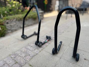 Bike-Lift Motorstandaard Set paddock beschikbaar voor biedingen