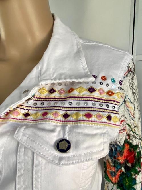 J300 Zac&Zoe maat 40=M apart wit spijkerjasje jasje jeans, Kleding | Dames, Jasjes, Kostuums en Pakken, Zo goed als nieuw, Jasje