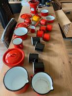 Diverse emaille bekers, pannetjes, maatbekers,petroleum stel, Antiek en Kunst, Antiek | Emaille, Ophalen of Verzenden