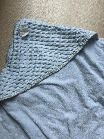 Koeka badcape licht blauw beschikbaar voor biedingen