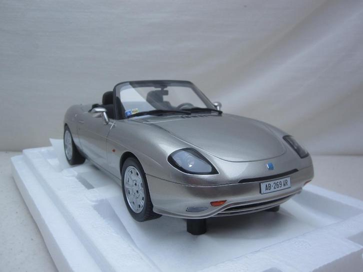 Fiat Barchetta 1995 grijs metallic  1:18 Laudo, Hobby en Vrije tijd, Modelauto's | 1:18, Nieuw, Auto, Overige merken, Ophalen of Verzenden