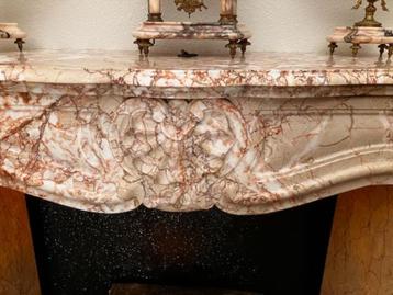 Marmeren schouw – Louis XV stijl, ca. 19e eeuw beschikbaar voor biedingen