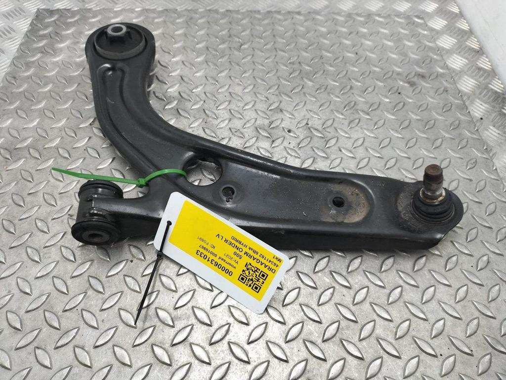 FIAT 500 1.0 Hybrid Red LOUNGE DRAAGARM ONDER LV 2021, Ophalen of Verzenden, Gebruikt, Stiba lid