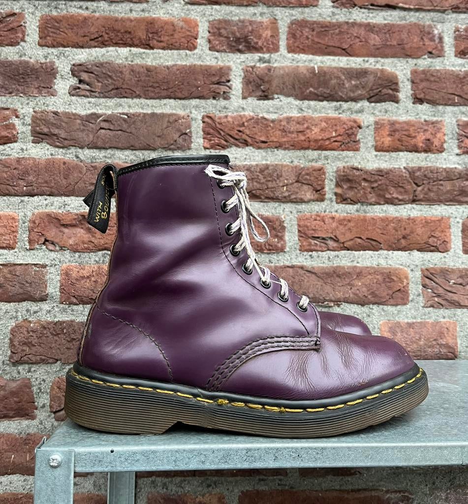 Dr. Martens 1460 MIE Vintage paars maat Uk 6/ Eu 39, Kleding | Dames, Schoenen, Gedragen, Lage of Enkellaarzen, Overige kleuren