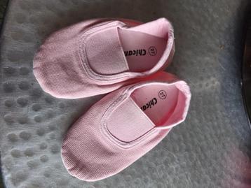 Roze gymschoenen balletschoenen maat 27 beschikbaar voor biedingen