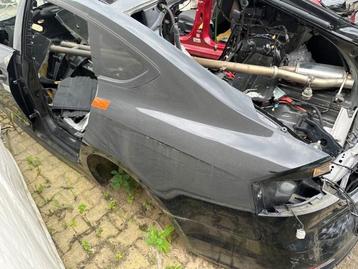 Snijdeel links-achter van een Audi S5 (LY9T) beschikbaar voor biedingen